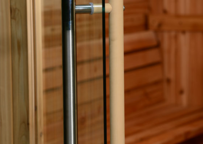 Cedar Barrel Sauna. Glass Door. Handle.