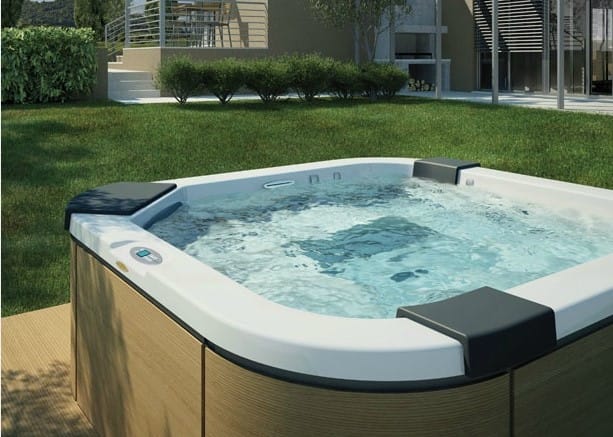 Jacuzzi®Delos Hot Tub | Oyster Pools & Hot Tubs - Wales