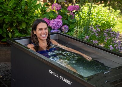 Chill Tub Ice Bath Stainless Steel + Teak + Aluminium, Garden Patio, woman enjoy