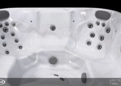 New 2024 Jacuzzi J-245